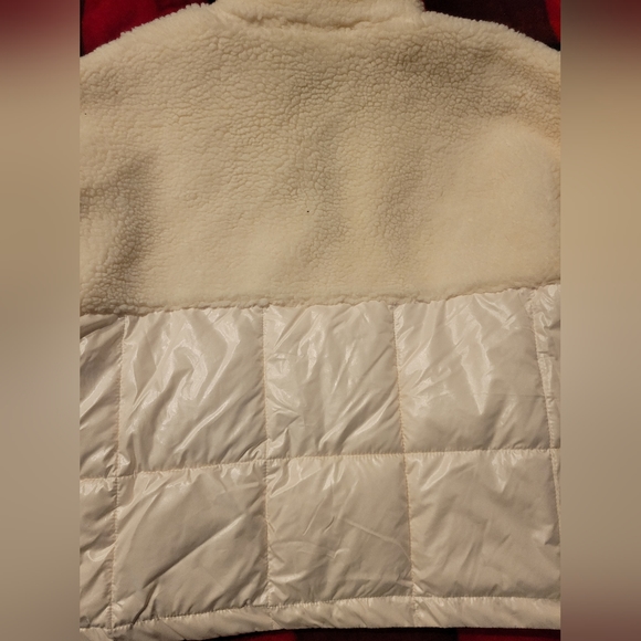 Fabletics pullover - Picture 4 of 4